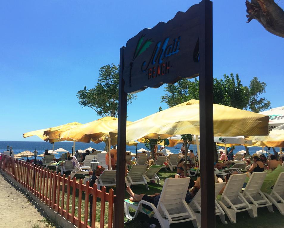 Mali Beach Aparthotel Siğacık Buitenkant foto